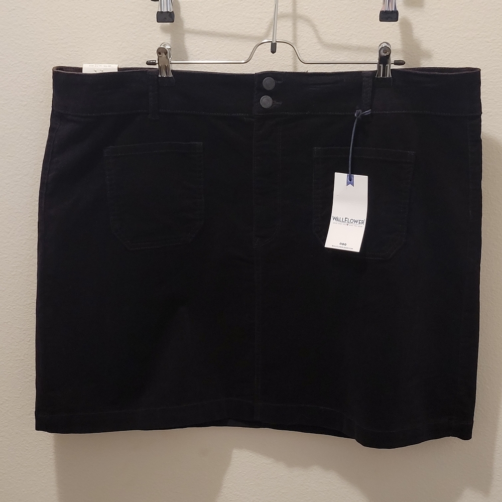 Wallflower Black Corduroy Mini Skirt 22W Regular NWT